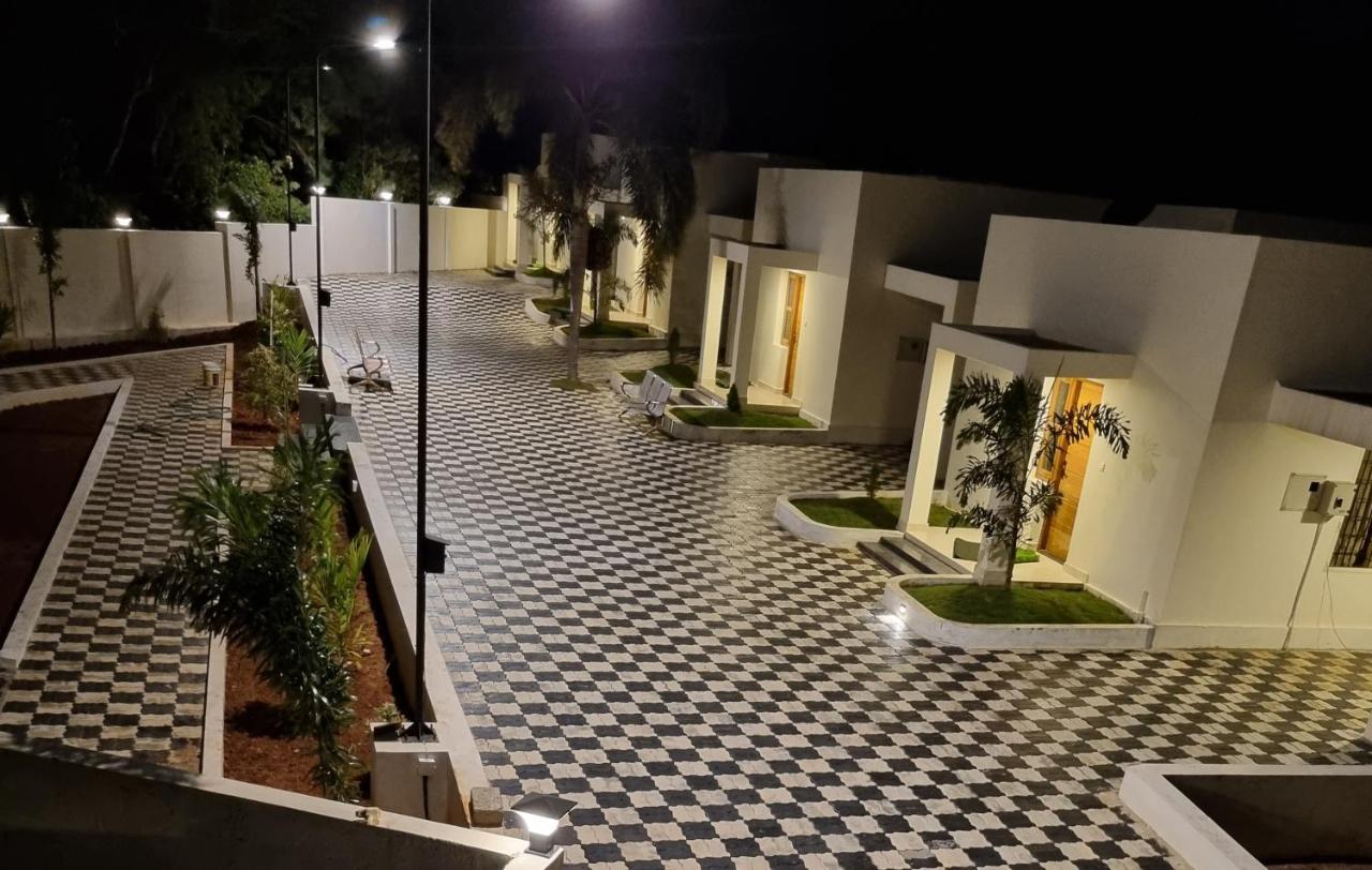 Westn Resorts Kuttalam  Bagian luar foto