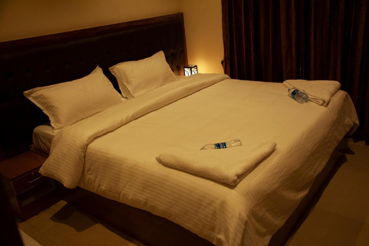 Westn Resorts Kuttalam  Bagian luar foto