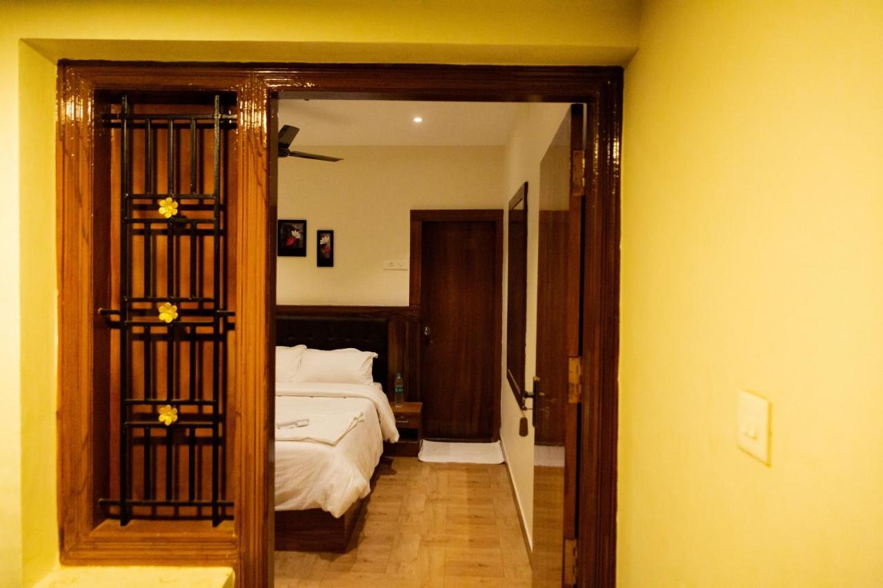 Westn Resorts Kuttalam  Bagian luar foto
